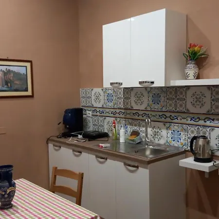 Casa San Biagio 1964 Spaccanapoli * Nápoly